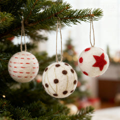 Salcar Weihnachtskugeln 6er Set – Handgefertigte Wollfilz-Kugeln 6 cm mit Juteseil, 3 Designs, Weihnachtsbaumschmuck & Festliche Deko
